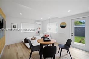 Building Photo - 1 br, 1 bath House - Colombia Ests