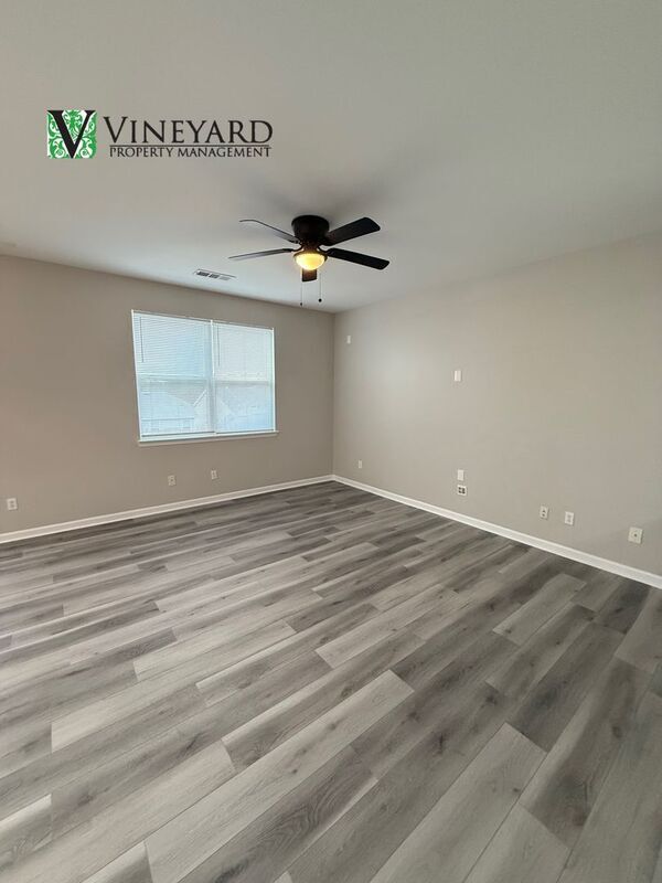 Building Photo - 116 Silver Bow Ln
