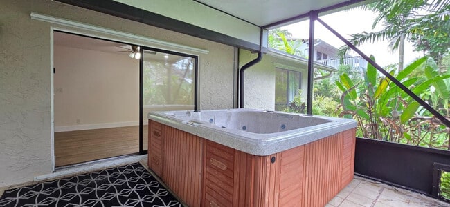 Building Photo - 10188 SW 53rd Ct