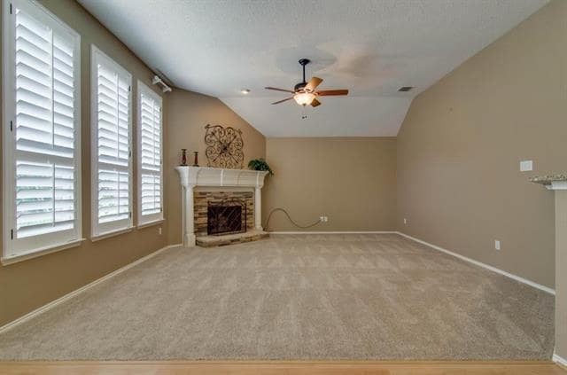 Building Photo - 3701 Kimble Dr