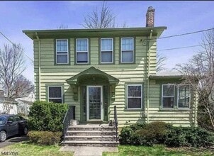 Building Photo - 43 Cypress St