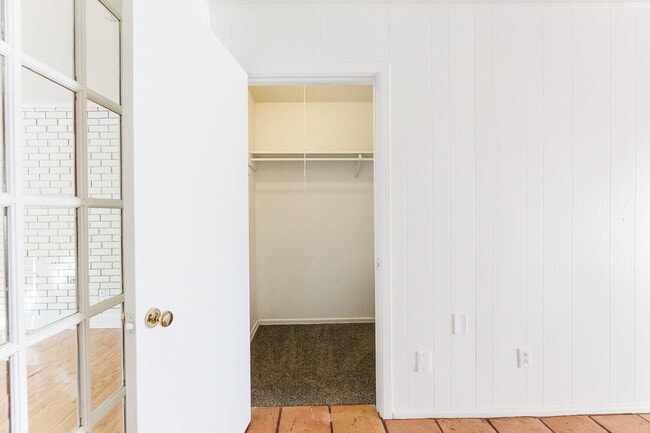 Building Photo - 4714 46th St