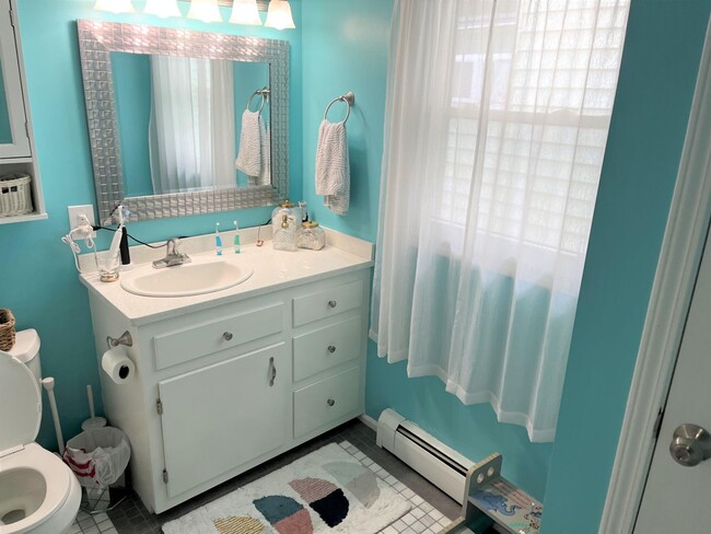 Building Photo - 34 Skehan St