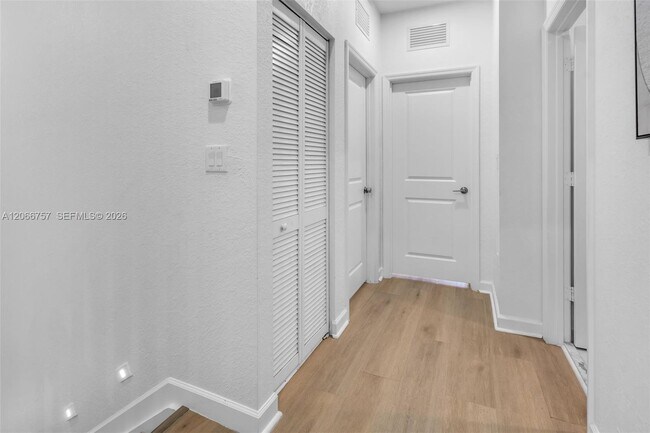 Building Photo - 21444 2nd Path