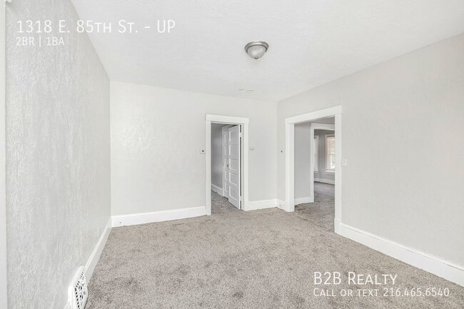 Building Photo - 1318 E 85th St