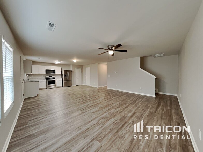 Building Photo - 4120 Devonwood Ct