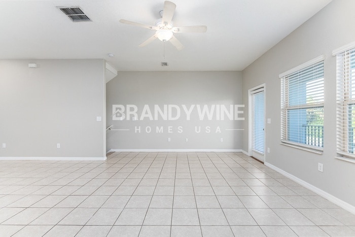 Building Photo - 5708 Marbella Dr