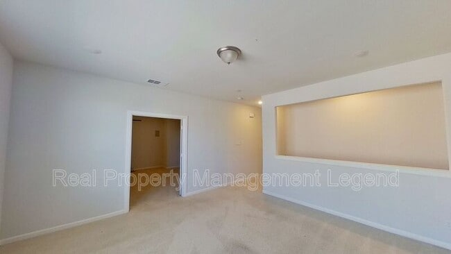 Building Photo - 442 Diamond Creek Dr