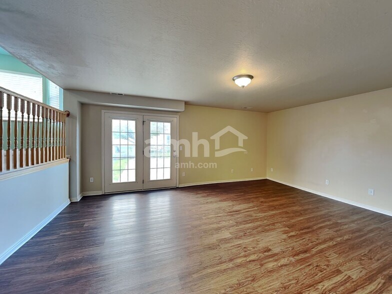 Building Photo - 3804 W 5625 S