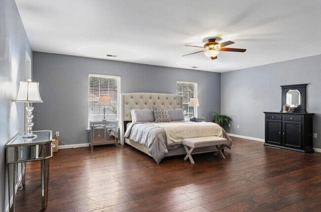 Building Photo - 7 Longleaf Ct