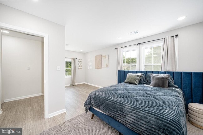 Building Photo - 2800 Upshur St