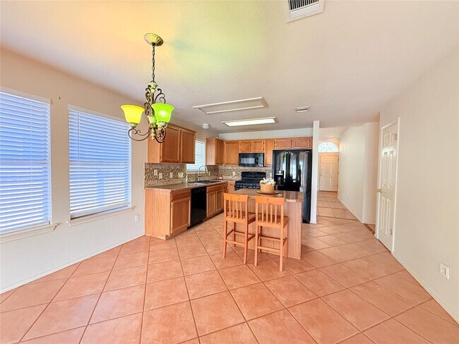 Building Photo - 17525 Tobermory Dr