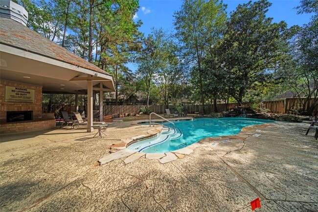 Building Photo - 31 N Lakeridge Cir