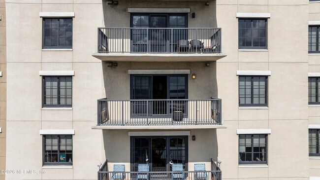 Building Photo - 1478 Riverplace Blvd