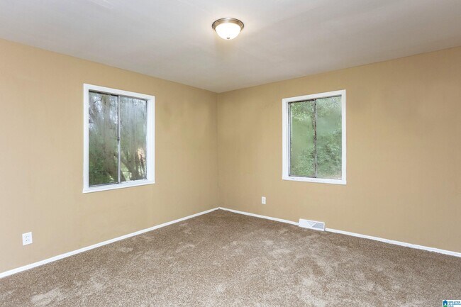 Building Photo - 1032 26th Ave N