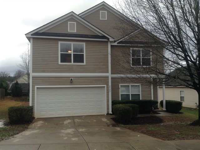 Building Photo - 8523 Greenware Trl