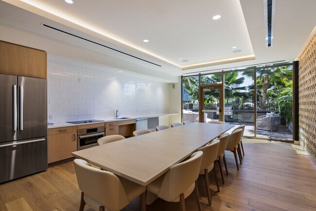 Building Photo - Sky Ala Moana West #1508 - Live in the heart of Honolulu!