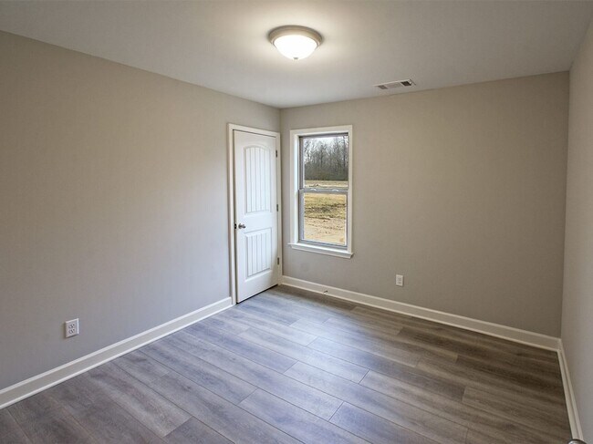 Building Photo - 3 Bed, 2 bath (Built in 2020) in Atoka Tn