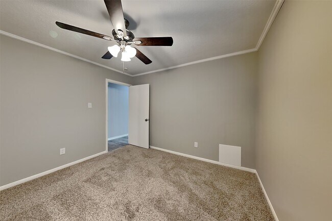 Building Photo - 17326 Masonridge Dr