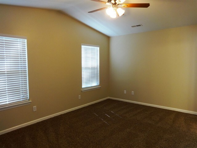 Building Photo - 9029 Robins Nest Way