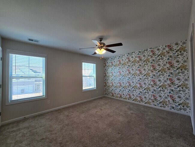 Building Photo - 1785 Snead Dr