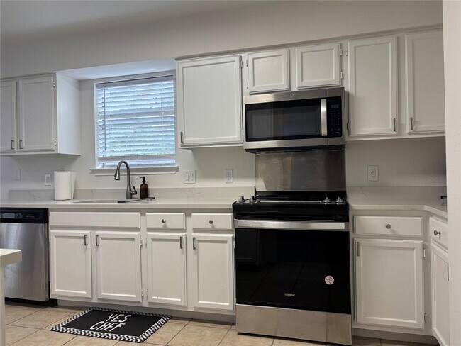 Building Photo - 8402 Priest River Dr