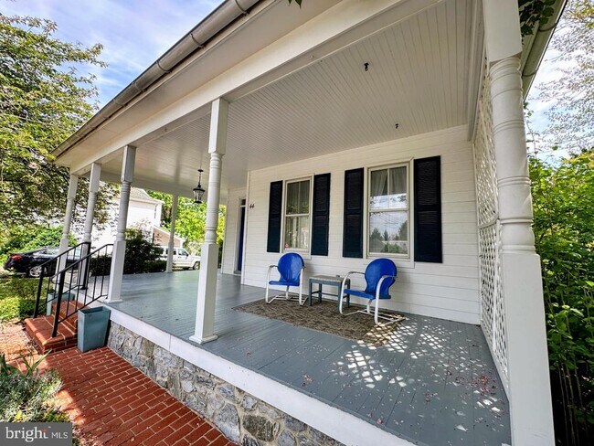 Building Photo - 44 Fulton Ave