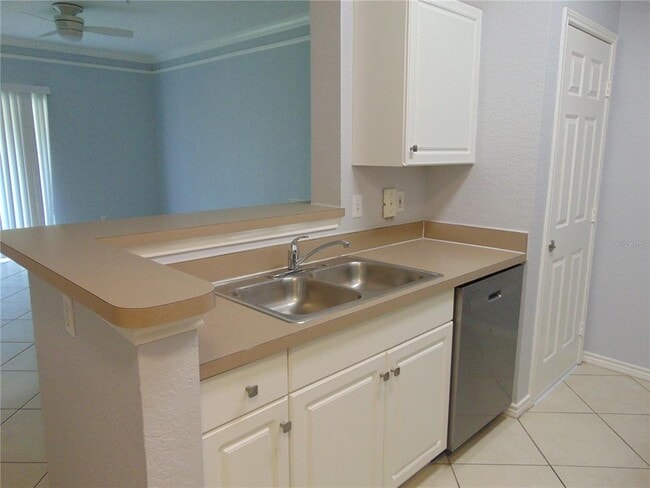 Building Photo - 4323 Bayside Village Dr