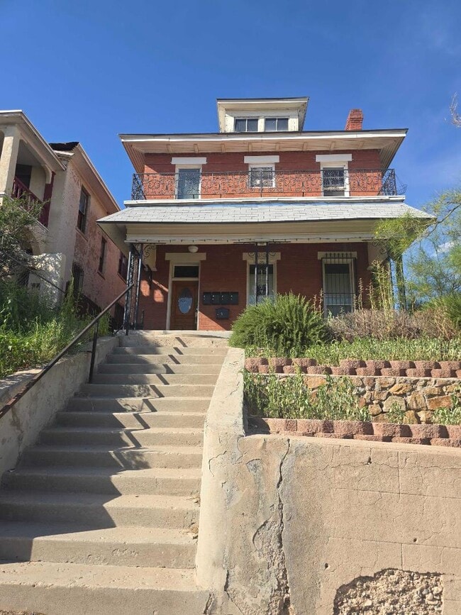 Building Photo - 501 Prospect St