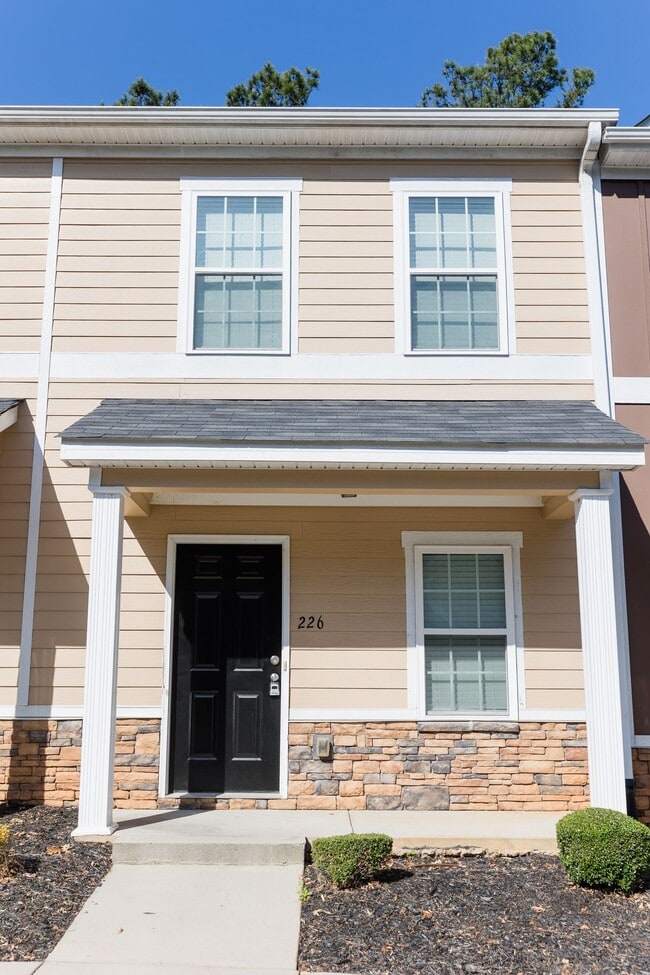 Building Photo - Adderman Point- 1 bed/1 bath Apartment