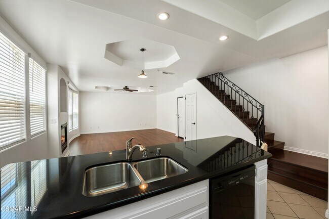 Building Photo - 5224 Corteen Pl