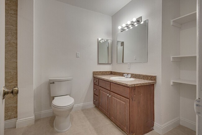 Building Photo - Charming Single-Story Home with Open Living Spaces and Large Backyard in Las Vegas