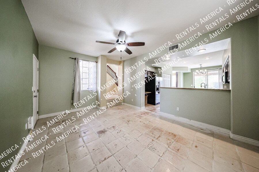 Building Photo - 2127 E Nighthawk Wy