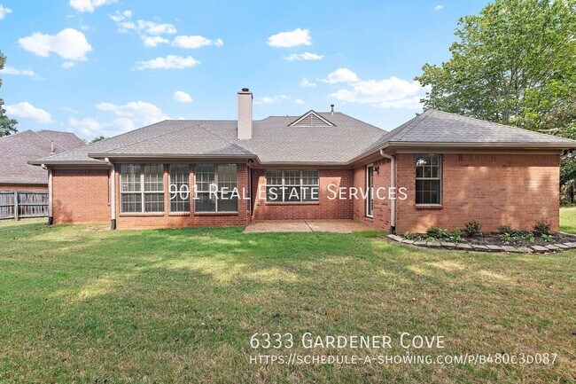 Building Photo - 6333 Gardener Cove