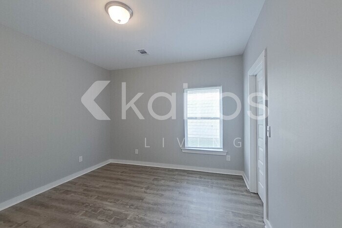 Building Photo - 11539 Crimson Ridge Rd