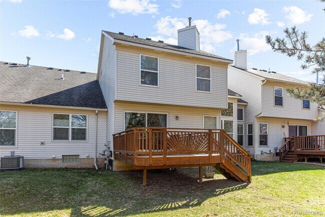 Building Photo - 1033 Calpernia