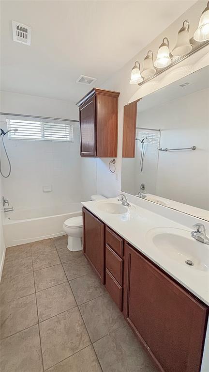 Building Photo - 133 Langtry Ln