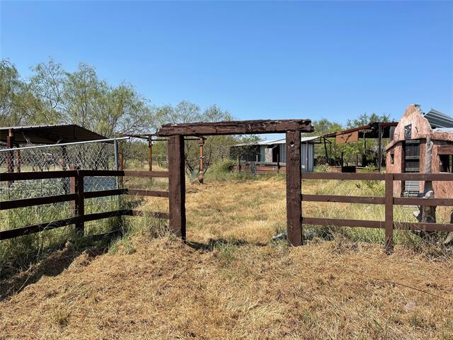 Building Photo - 7976 Bearhill Rd