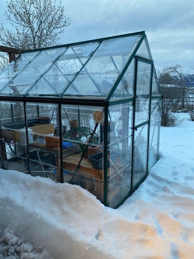 Building Photo - 578 W 5500 S