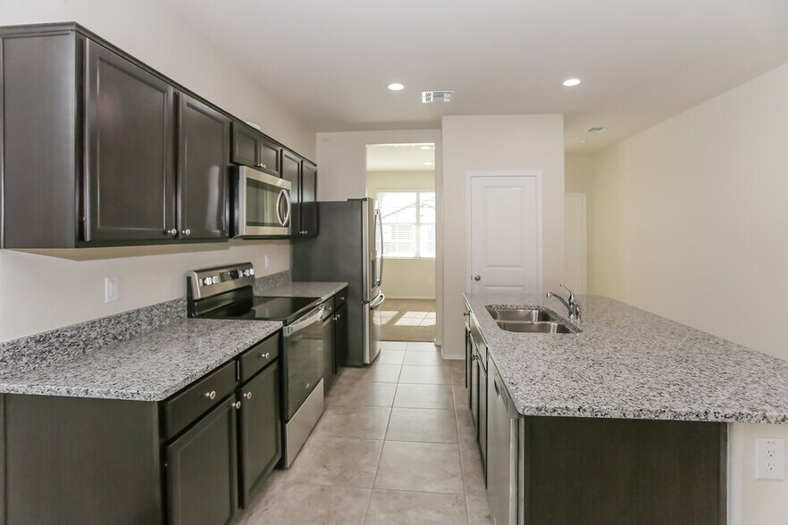 Building Photo - 7660 W Florence Ave