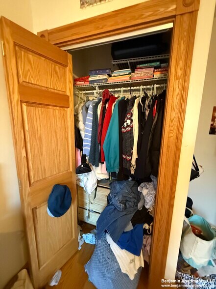 Building Photo - 46 Garden St