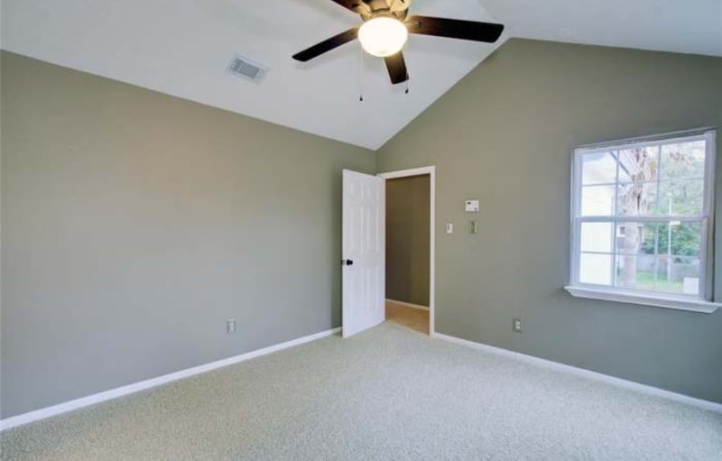 Building Photo - 445 Shrub Oak Dr
