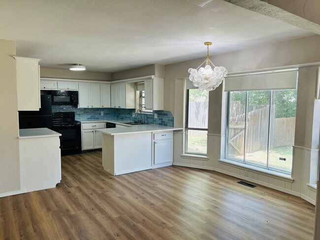 Building Photo - 6305 Bingham Ct