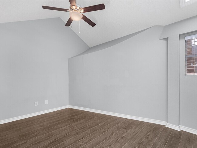 Building Photo - 1210 Normans Woods St