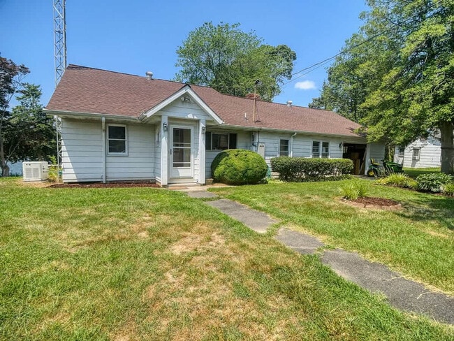 Building Photo - 24304 N Patuxent Beach Rd