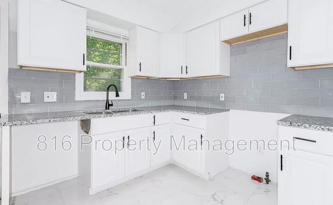 Building Photo - 1609 NE 60th Terrace