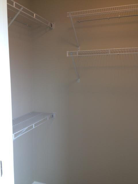 Building Photo - 3305 Sweet Clover Ln