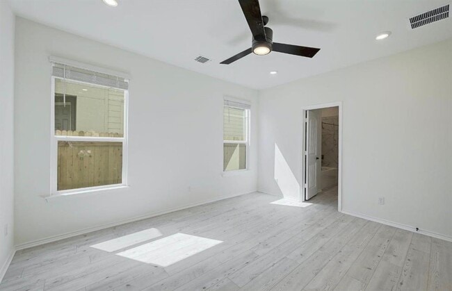 Building Photo - 13213 Nancy Reagan St
