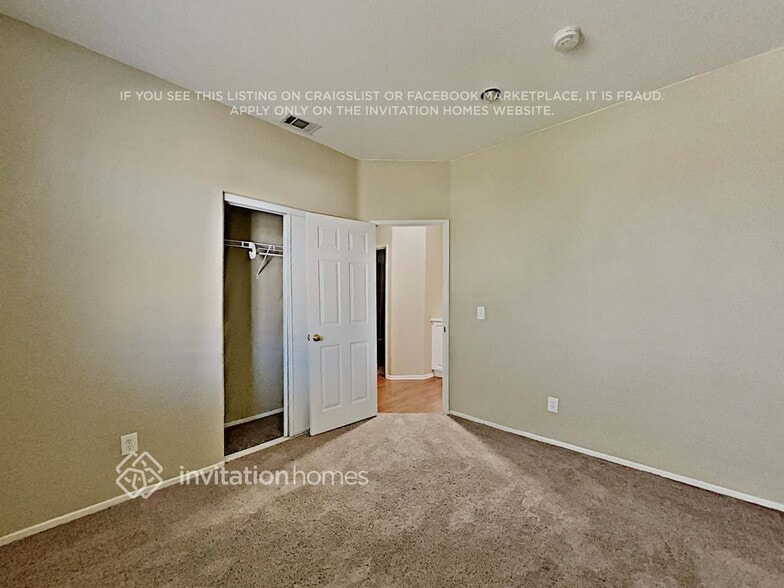 Building Photo - 928 Glendora Dr