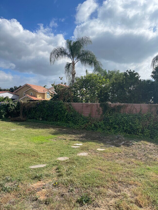 Building Photo - 5888 Grand Ave